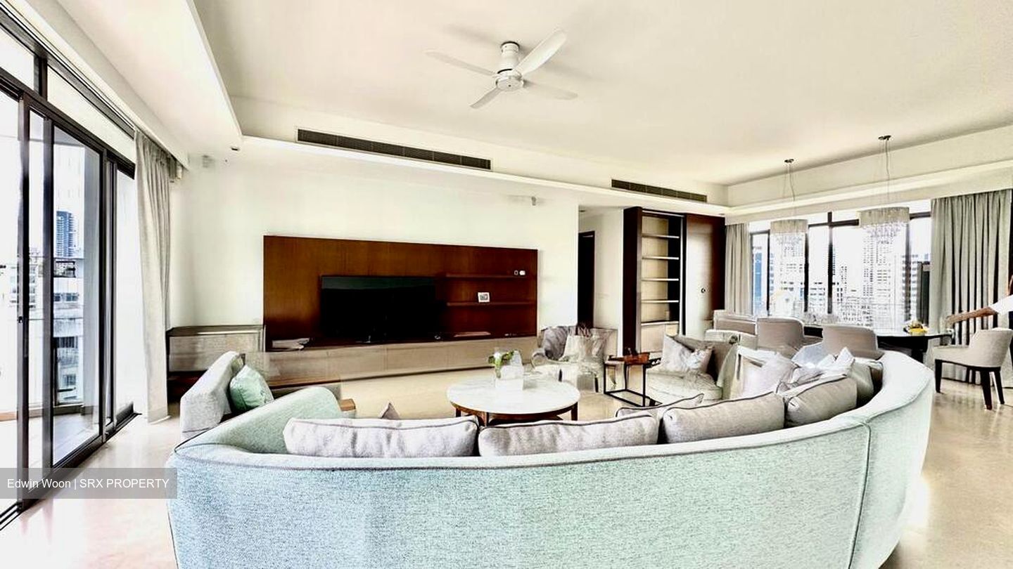Latitude (D10), Condominium #504536511